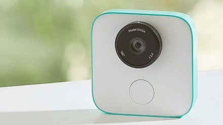 Read Goodbye Photographer? Google Clips Camera Goes on Sale