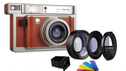 Read Lomography Lomo’Instant Wide Camera and Lenses Combo [Central Park Edition]