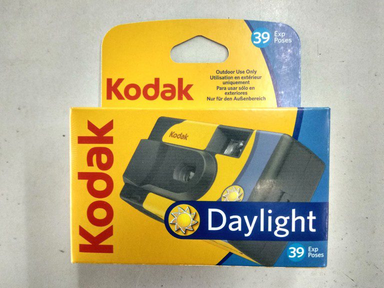Kodak Alaris Debut Daylight Single Use Camera with 800 ISO Film