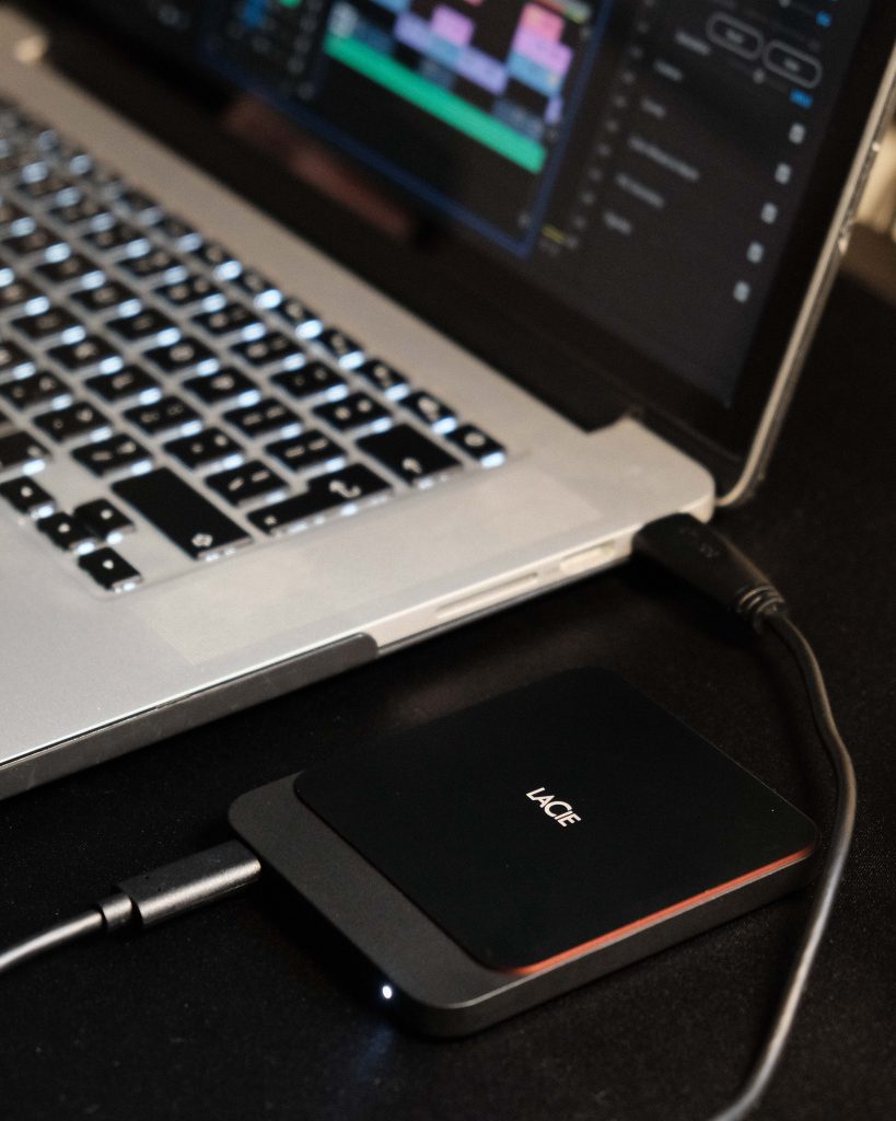 LaCie Portable SSD v2 2To