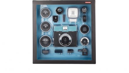 Read Lomography Diana Instant Square Deluxe Kit