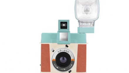 Read Lomography Diana Instant Square Camera with Flash Adriano Edition