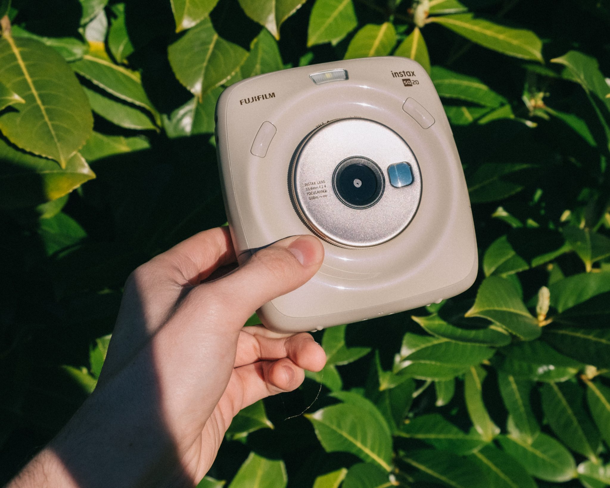 Fujifilm SQ20: The future of Instant Cameras? - PhotoBite