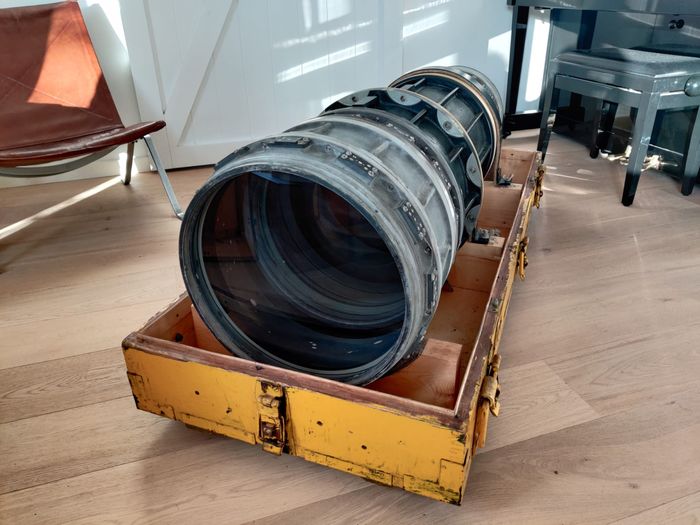 Soviet Spy lens up for auction