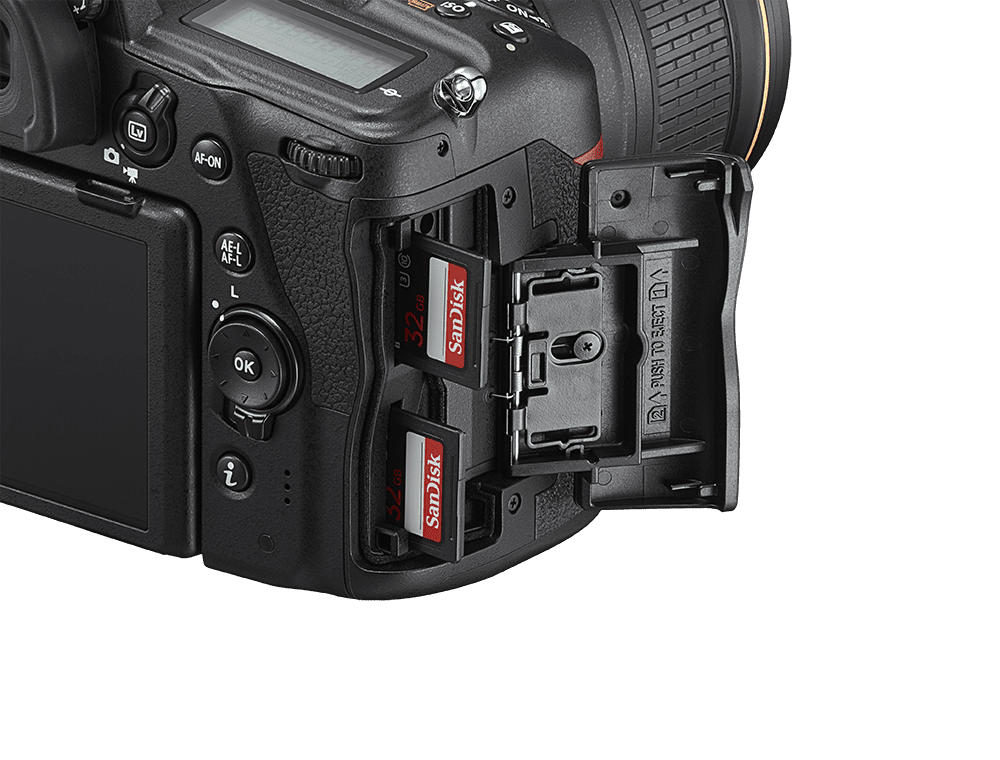 Nikon D780 card slot