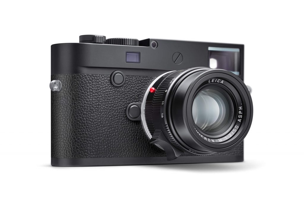 the new Leica M10 Monochrom front angle