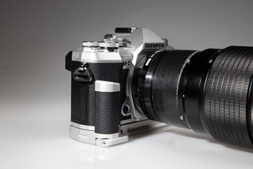 STC Fogrip Olympus OM-D E-M5 Mark III front side