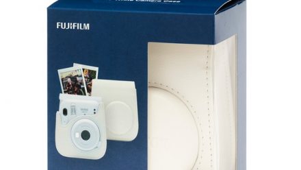 Read Fujifilm instax Mini 11 Case in Ice White