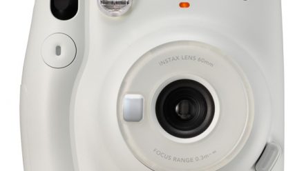 Read Fujifilm instax Mini 11 Ice White Instant Camera