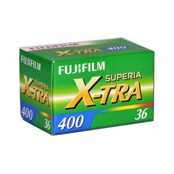 Fujifilm_Superia_X-Tra_35mm_400_box