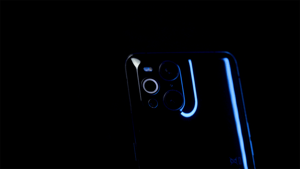 Oppo Find X3 Pro slick