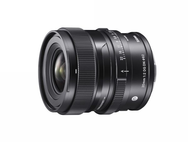 Sigma 20mm F2 DG DN | Contemporary side angle