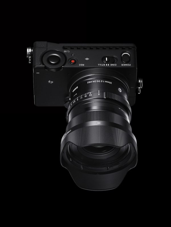 Sigma 20mm F2 DG DN | Contemporary on camera above