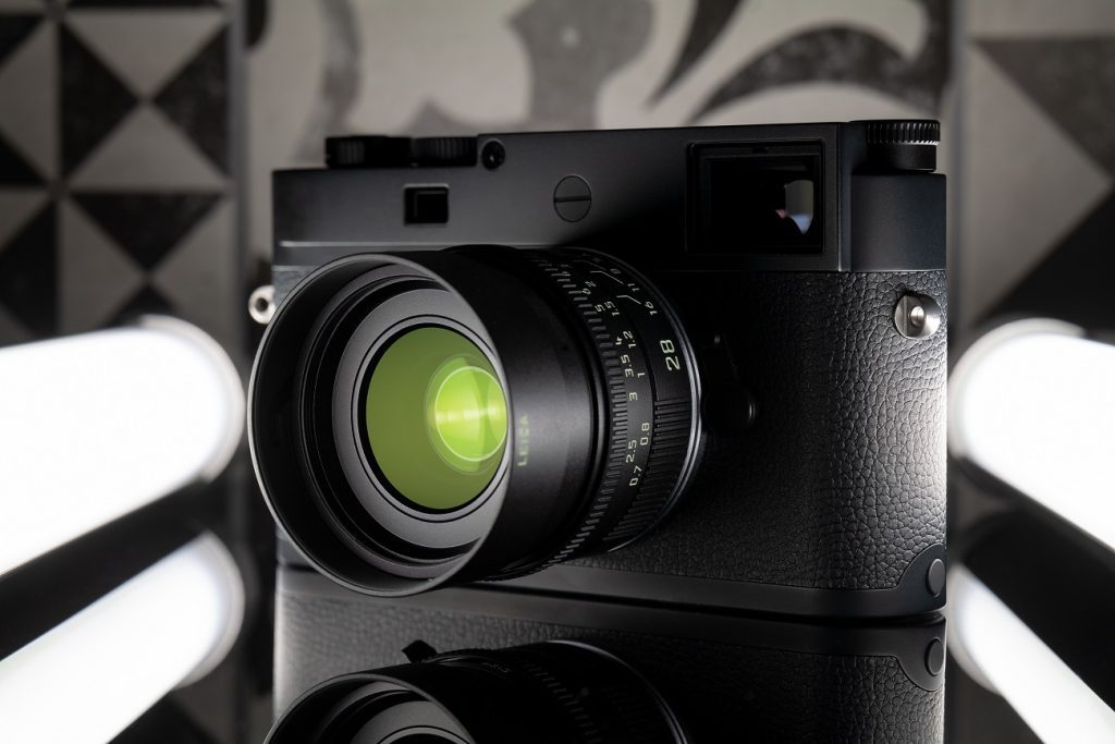 Leica matte black Summicron-M 28