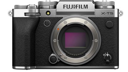 Read Fujifilm XT-5: One of the Most Popular Mirrorless Cameras Gets an Upgrade