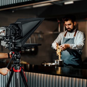 PhotoBite - Autocue ‘Present Simplicity’ With New Teleprompter Range for Content Creators & Broadcasters