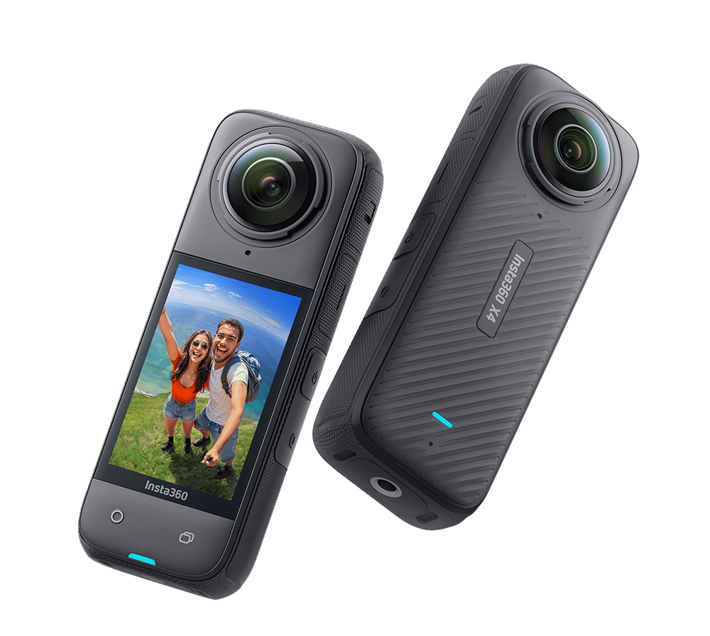 Insta360 X4 front and back